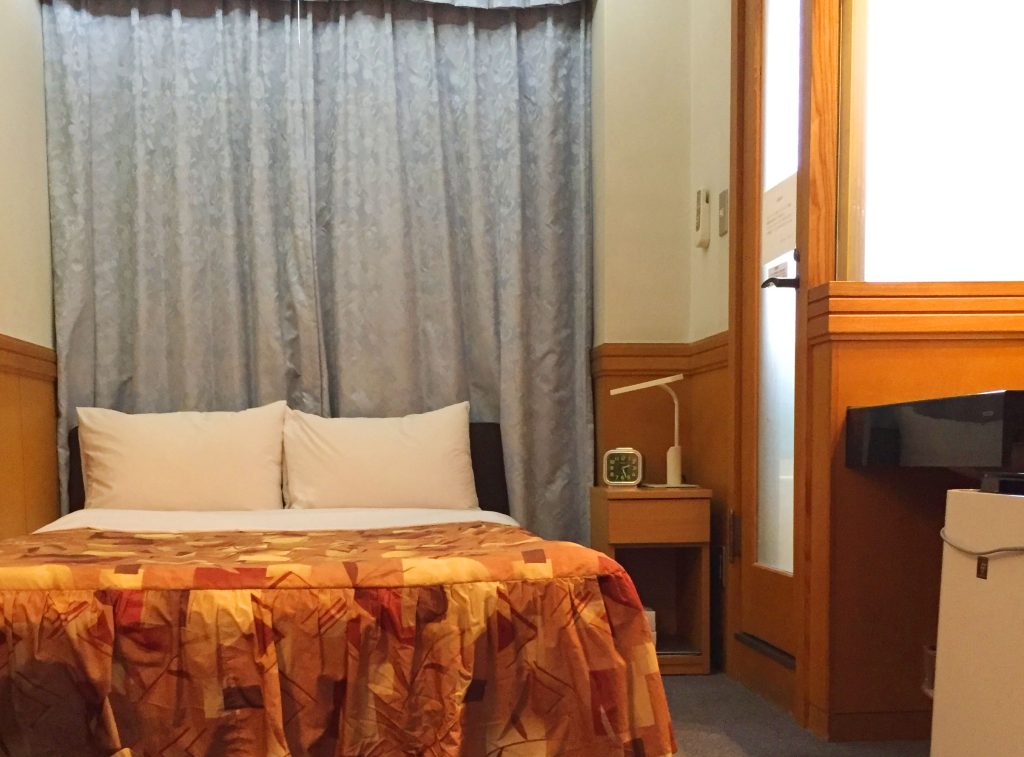 ビジネスホテル クレセント